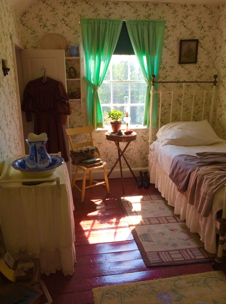 Walk through Anne's bedroom. Anne of Green Gables House with kids.
