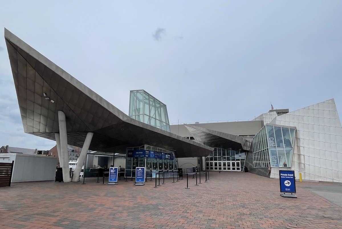  New England Aquarium 